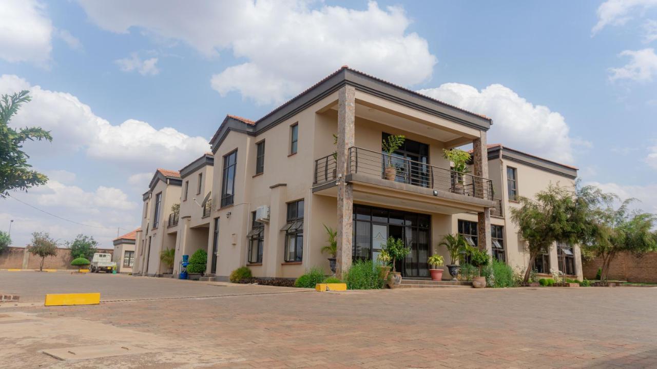 Legacy Suites Lilongwe Exterior photo